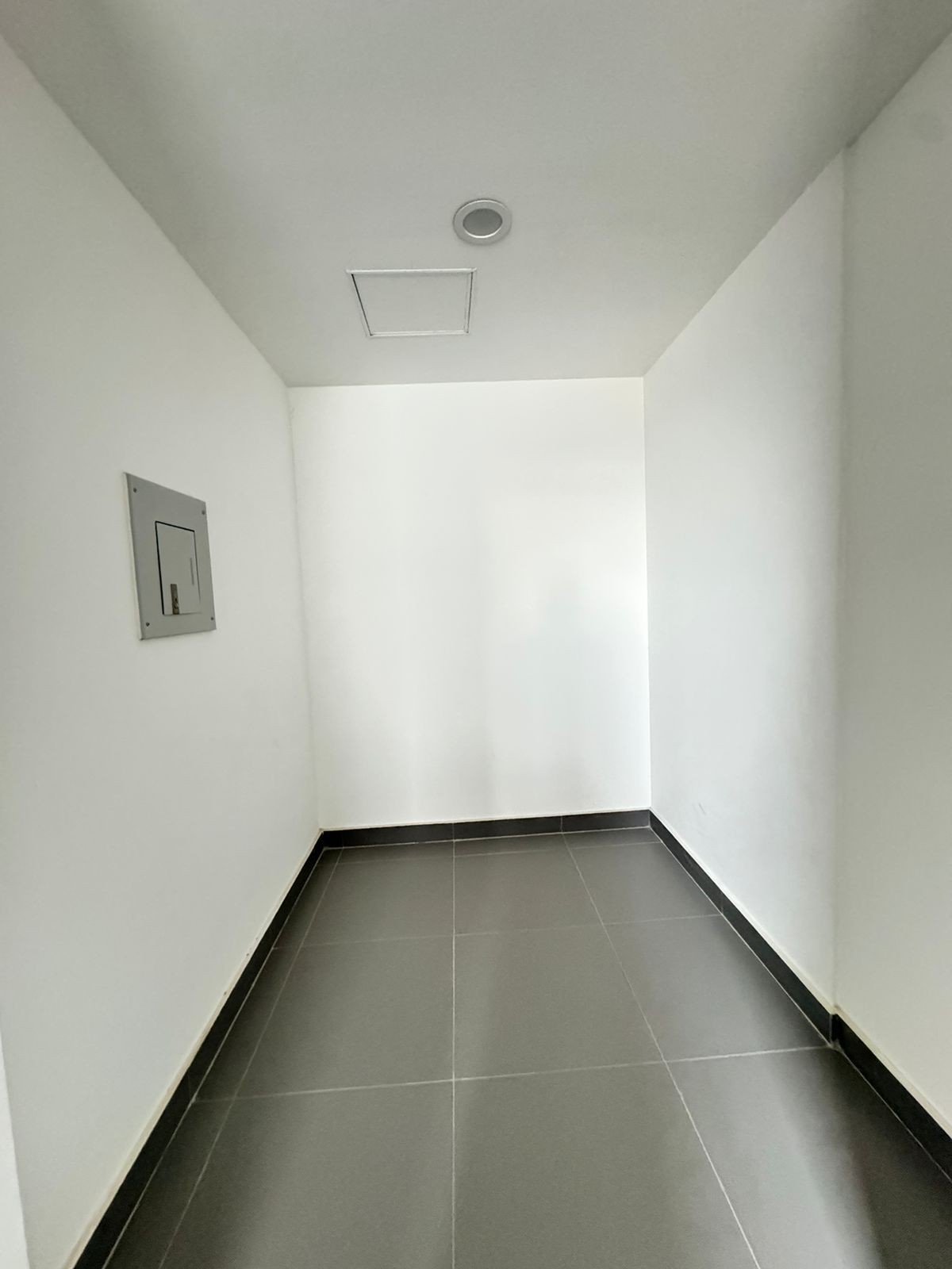 Espacio interior de la unidad · FIVE Bosque Real · 120 m², referencia 711