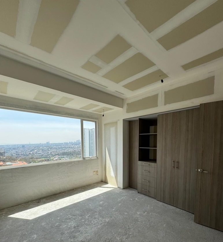 Recámara en obra blanca · LA PALOMA Bosque Real · 171 m² en obra blanca