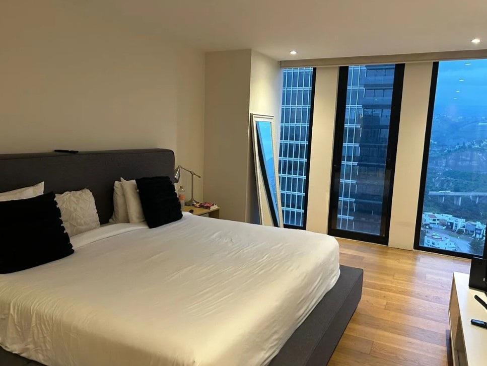 Recámara, otro ángulo · AVIVIA Bosque Real · 237 m² con terraza